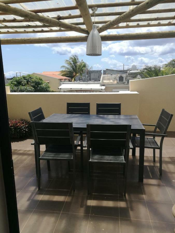 Zanana Penthouse Apartment Flic en Flac Luaran gambar